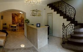 Prima Villa Guest House